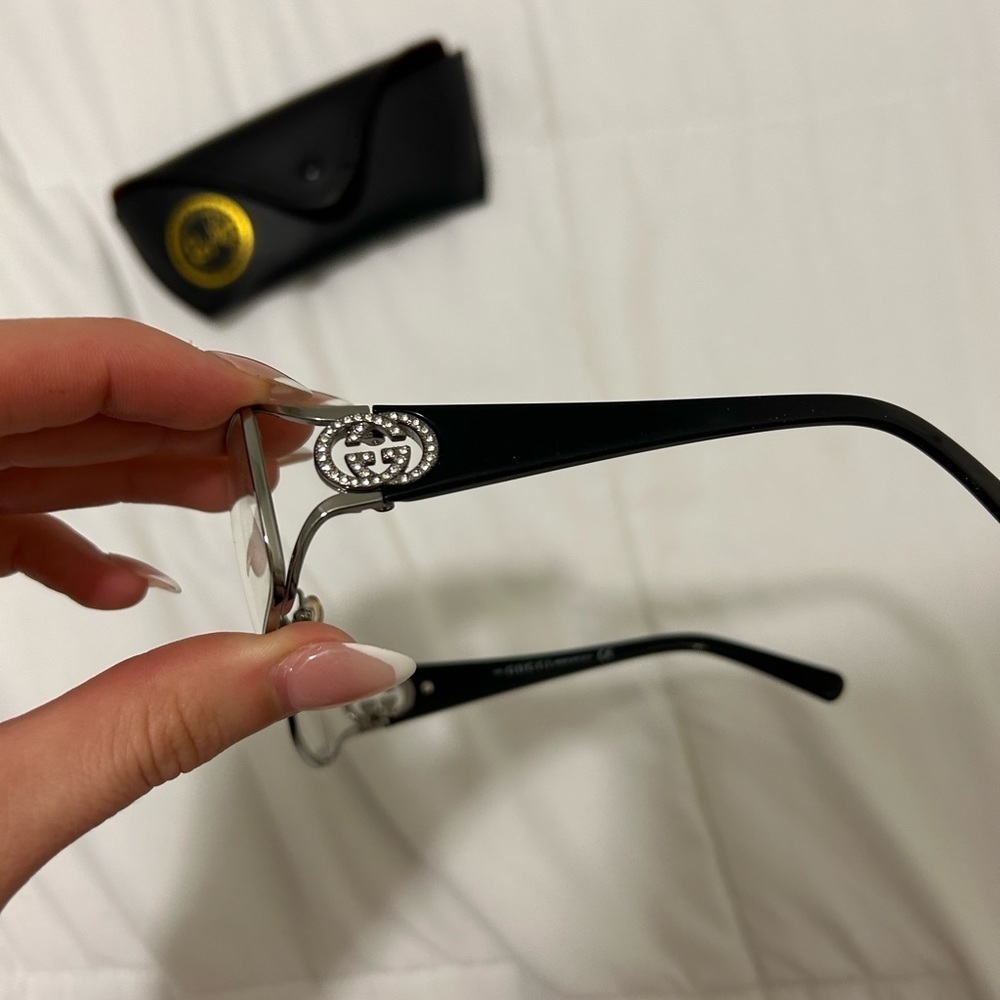 Vintage Gucci reading glasses, Hardly any magnifying to the lens